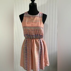 Everly Sleeveless Summer Dress Boho Womens Size Medium Pink Blue Keyhole